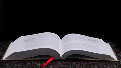 护理费的赔偿需要提供哪些证明-